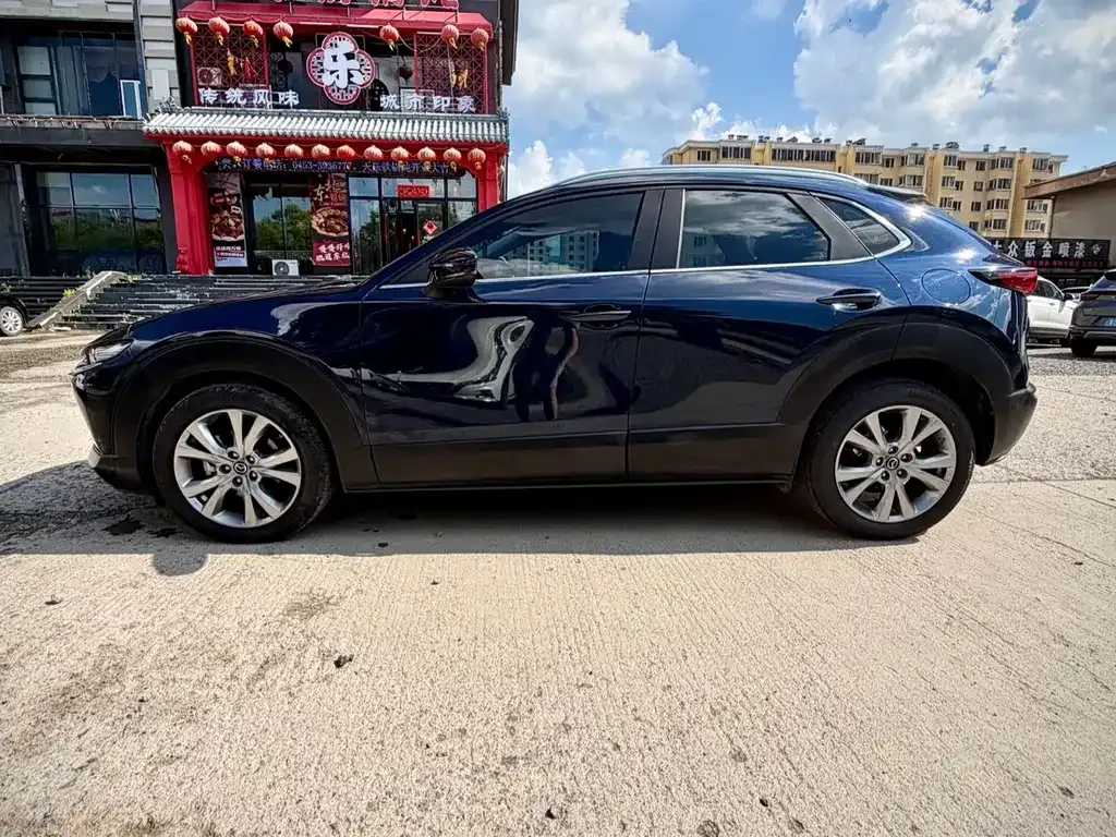 Mazda CX-30 — фото 10