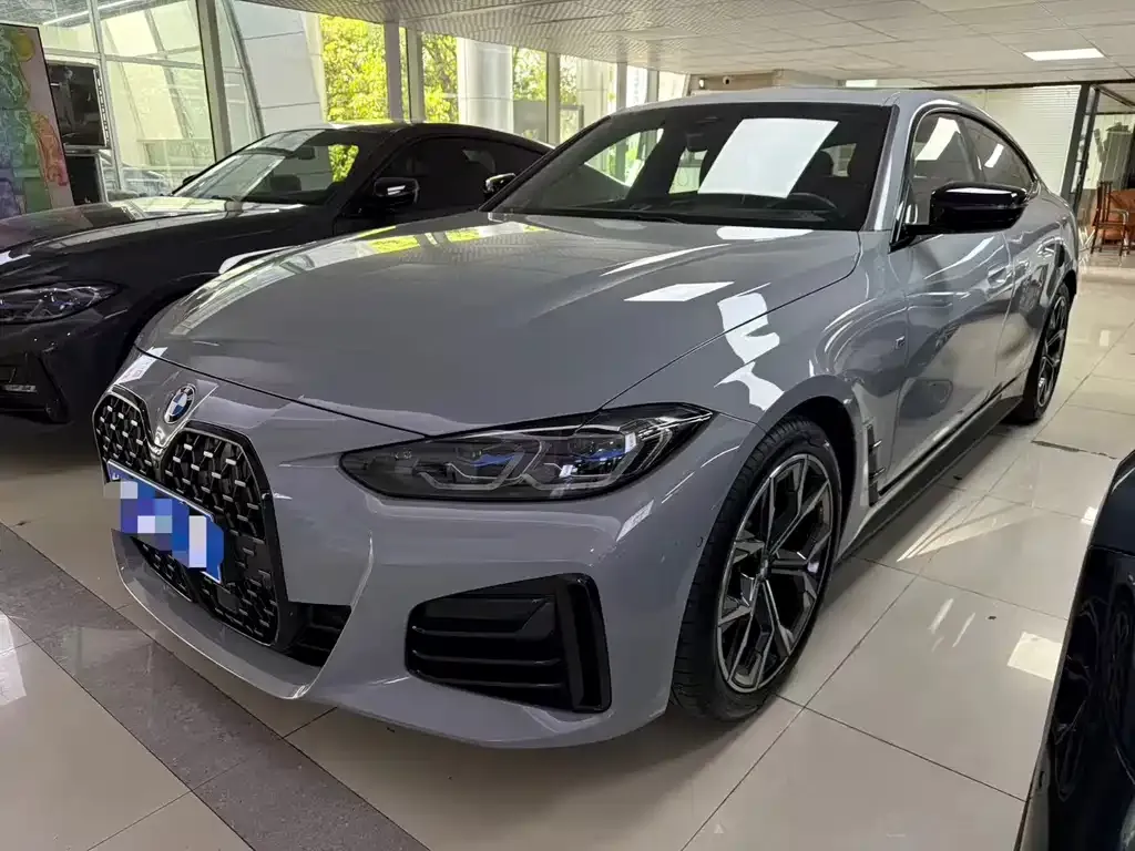 BMW 4 Series — фото 1