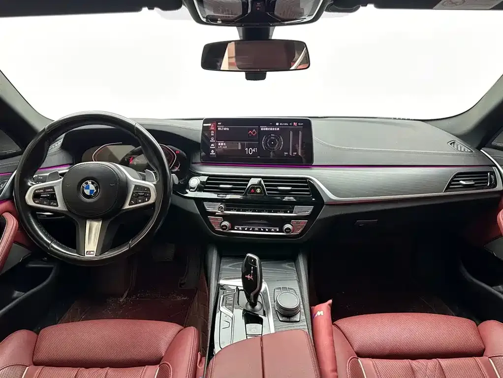BMW 5 Series — фото 10