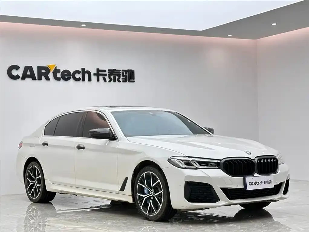 BMW 5 Series — фото 4