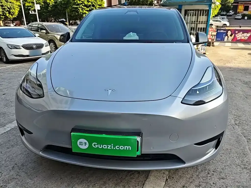 Tesla Model Y — фото 7