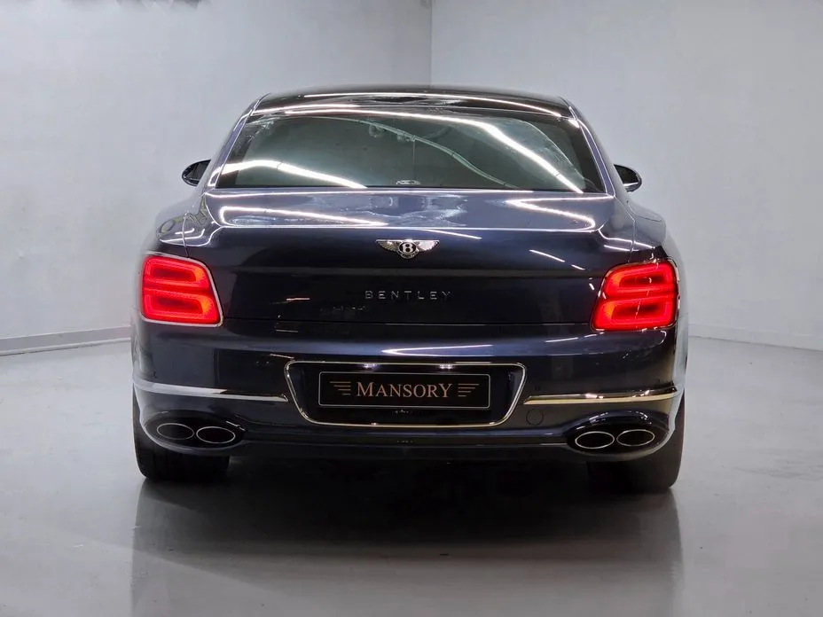 Bentley Flying Spur — фото 2