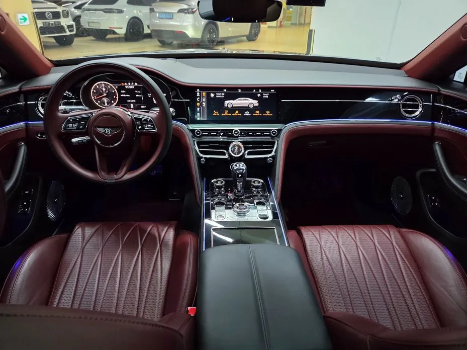Bentley Flying Spur — фото 3