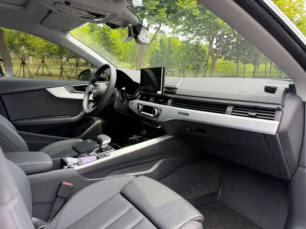 Audi A5 (Import) 2024 из CN, фото 2