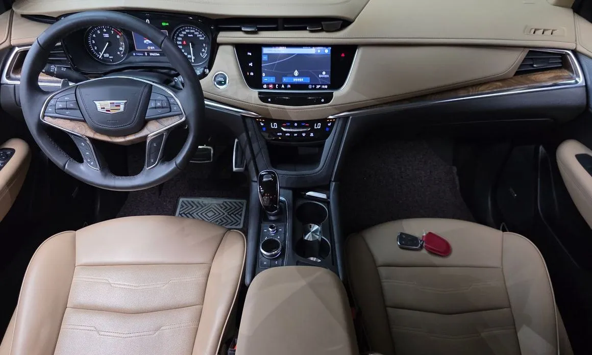 Cadillac XT5 2022 из KR, фото 9