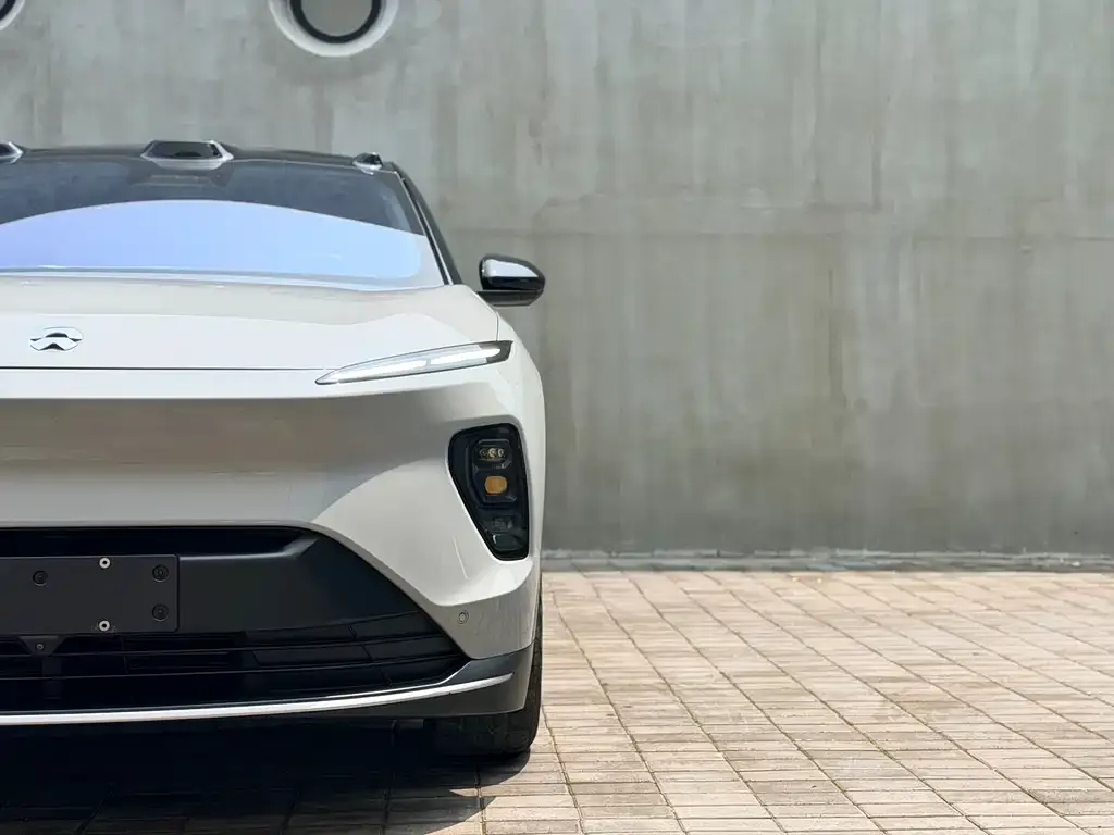 NIO ES8 — фото 3