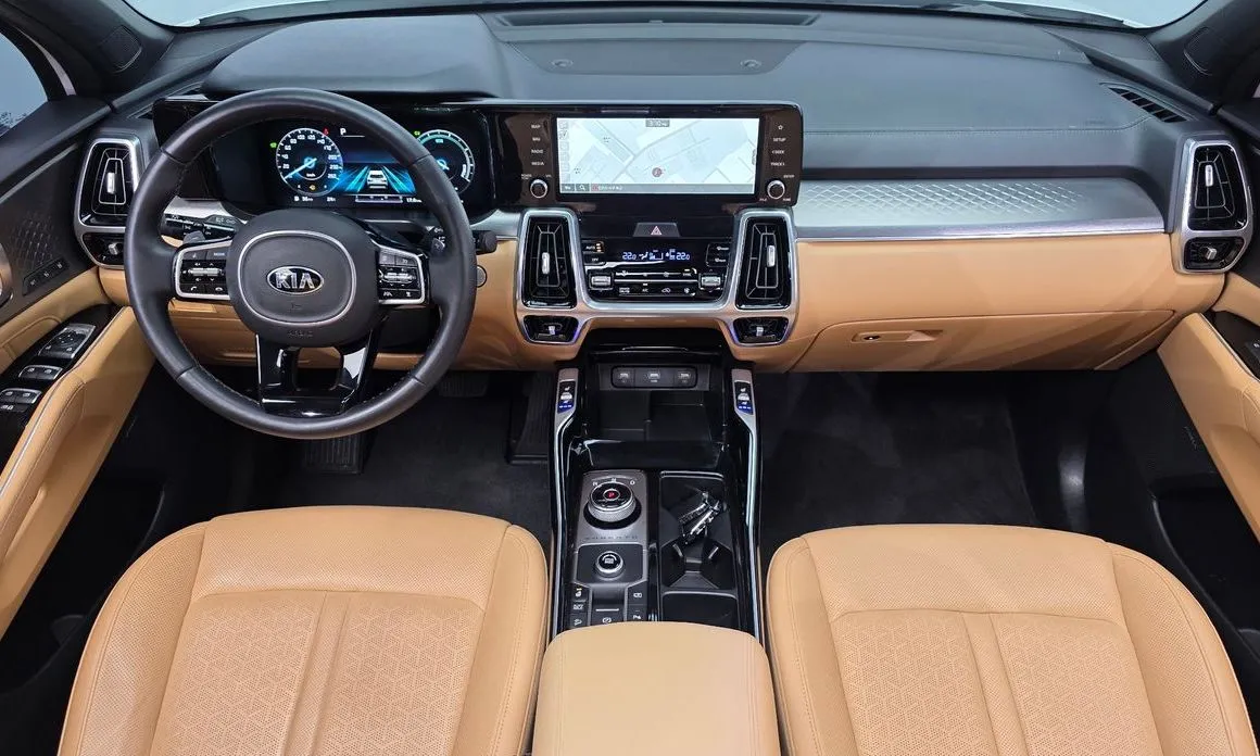 Kia Sorento — фото 8