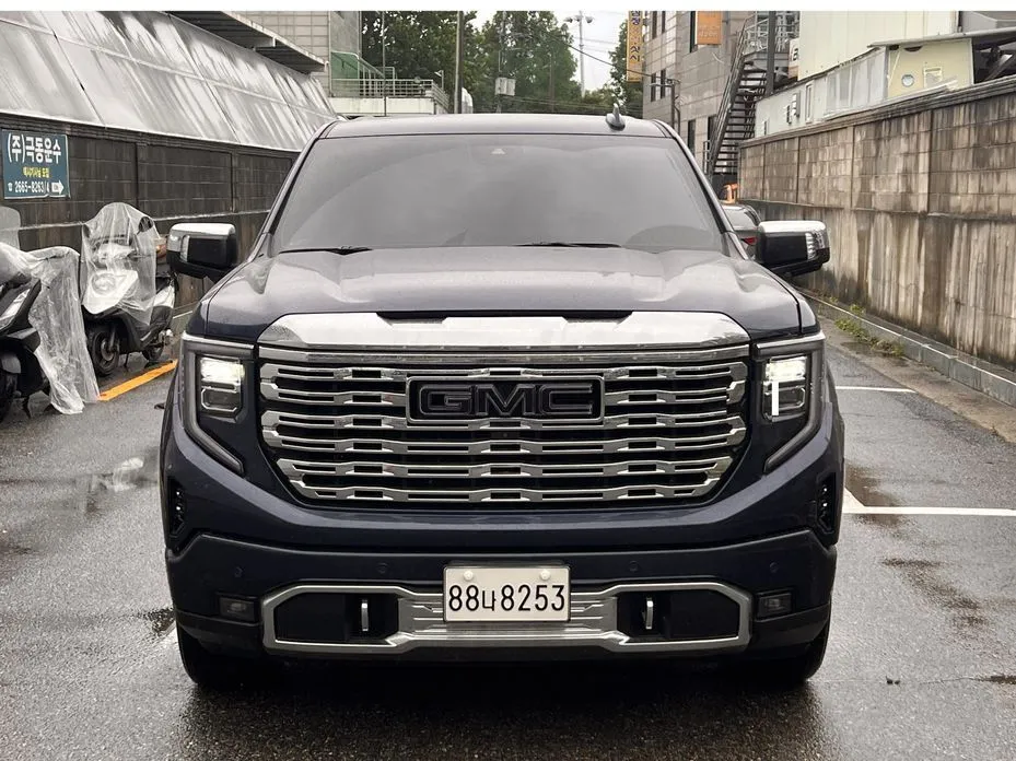 GMC Sierra 2023 из KR, фото 7