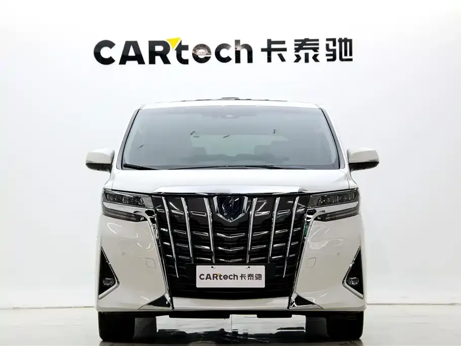 Toyota Alphard — фото 2