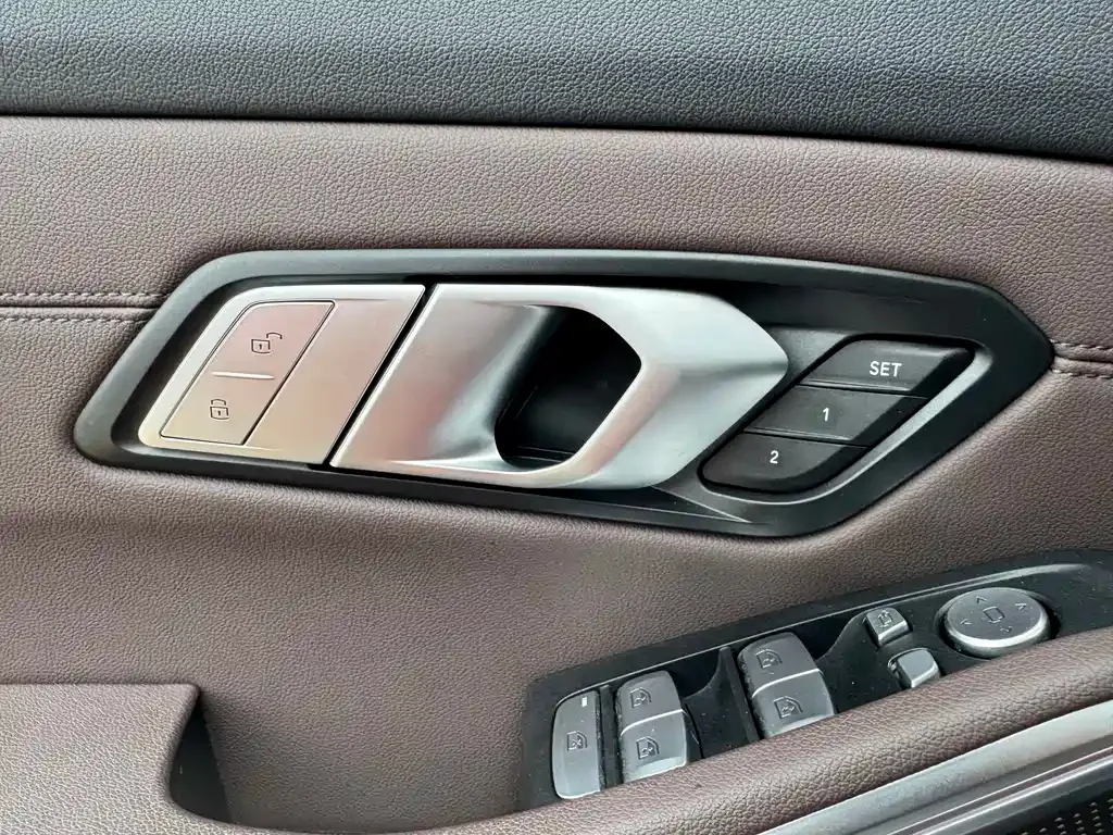 BMW 3 Series — фото 10