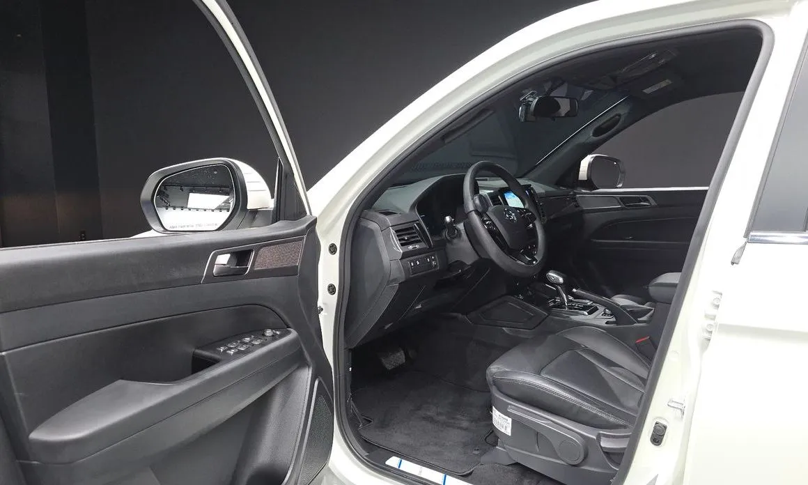 KG Mobility (Ssangyong) Rexton — фото 4