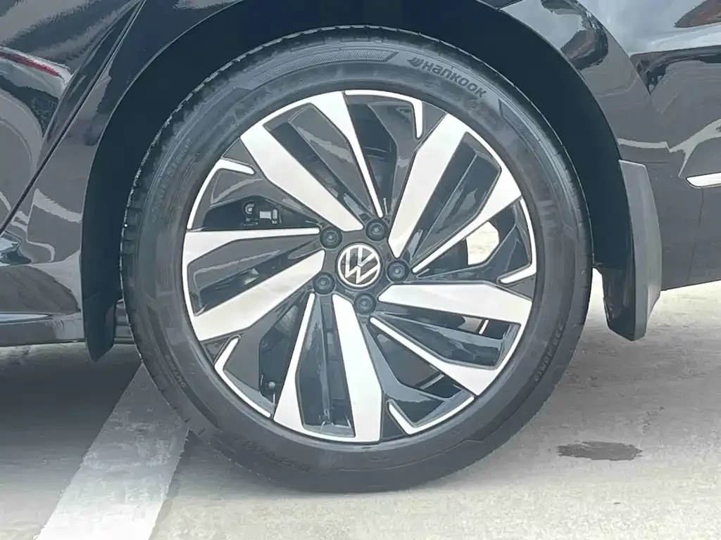 Volkswagen Passat — фото 6