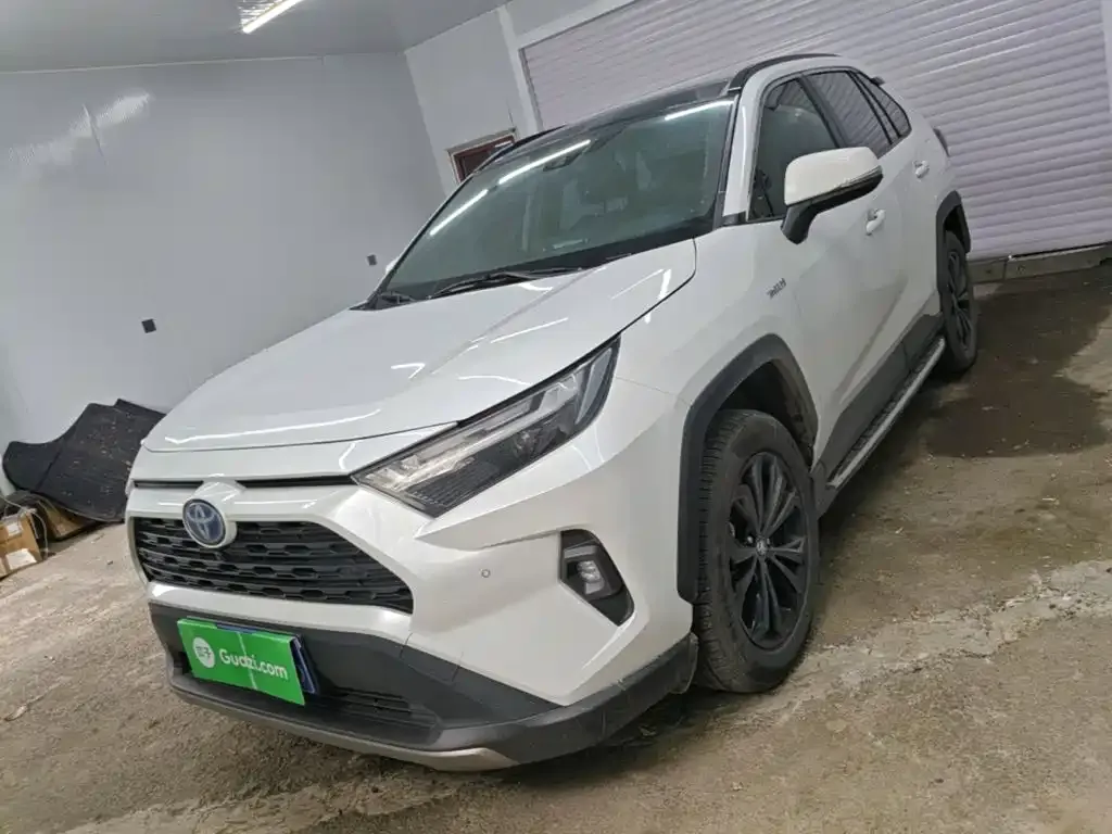 Toyota RAV4 — фото 10