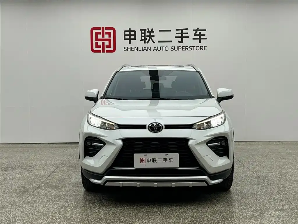 Toyota Wildlander — фото 5