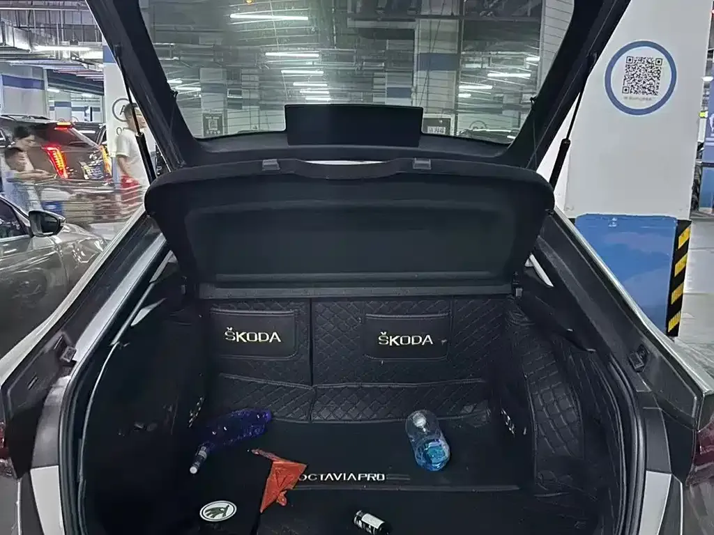 Skoda Octavia — фото 10