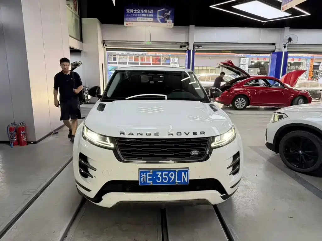 Land Rover Evoque — фото 4
