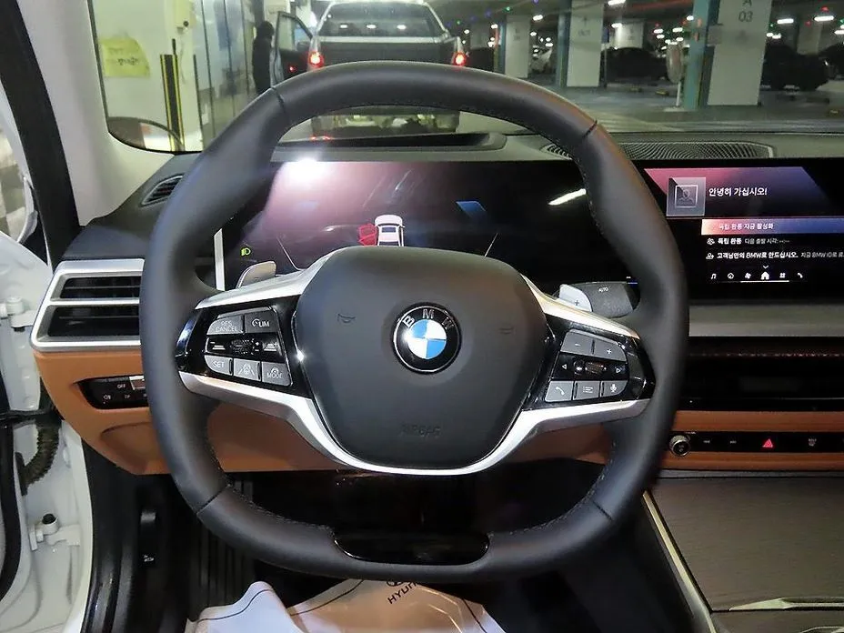 BMW 3-Series 2025 из KR, фото 7