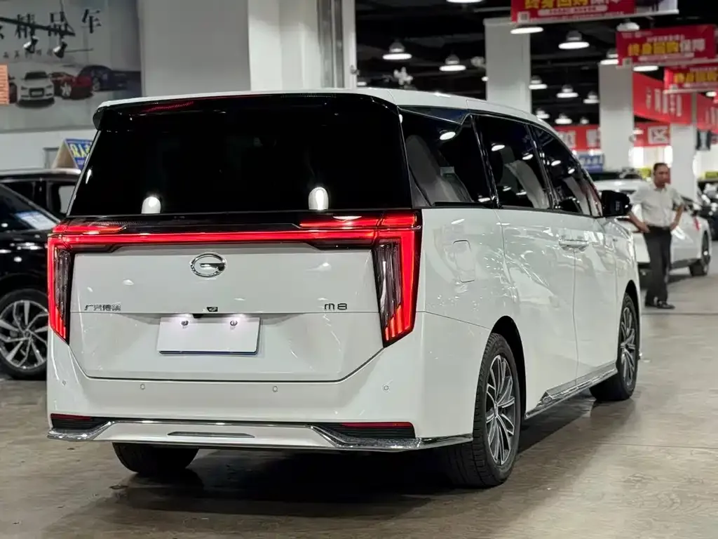 GAC Motor Trumpchi M8 — фото 4