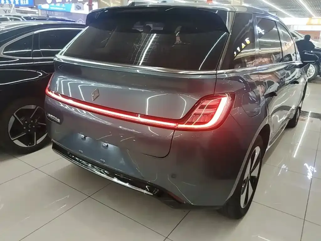 Baojun Yunduo — фото 8