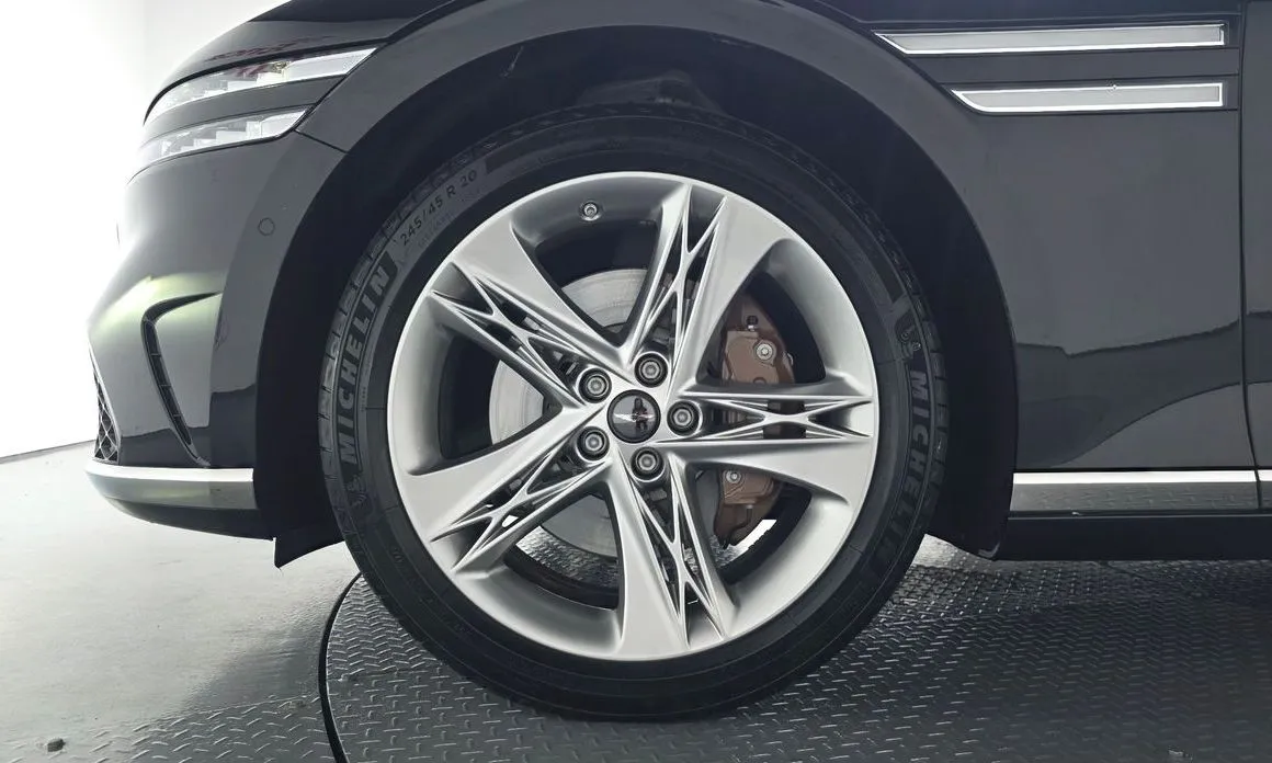 Genesis G90 2023 из KR, фото 8
