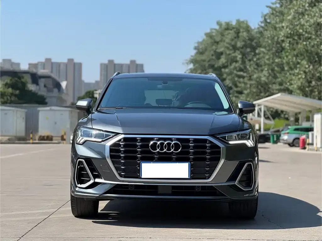 Audi Q3 — фото 3