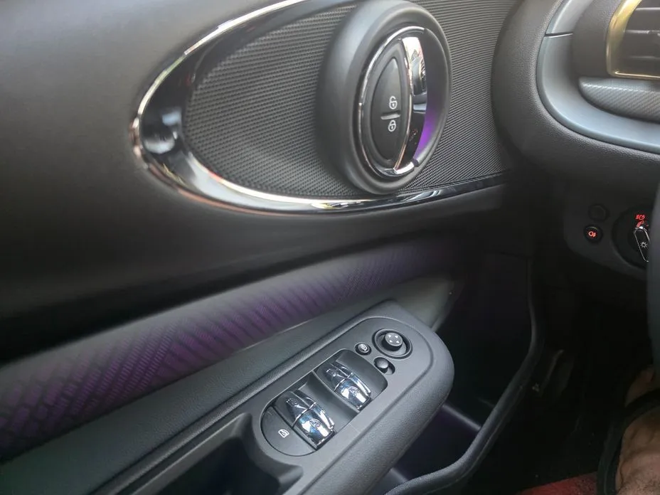 Mini Clubman 2024 из KR, фото 6