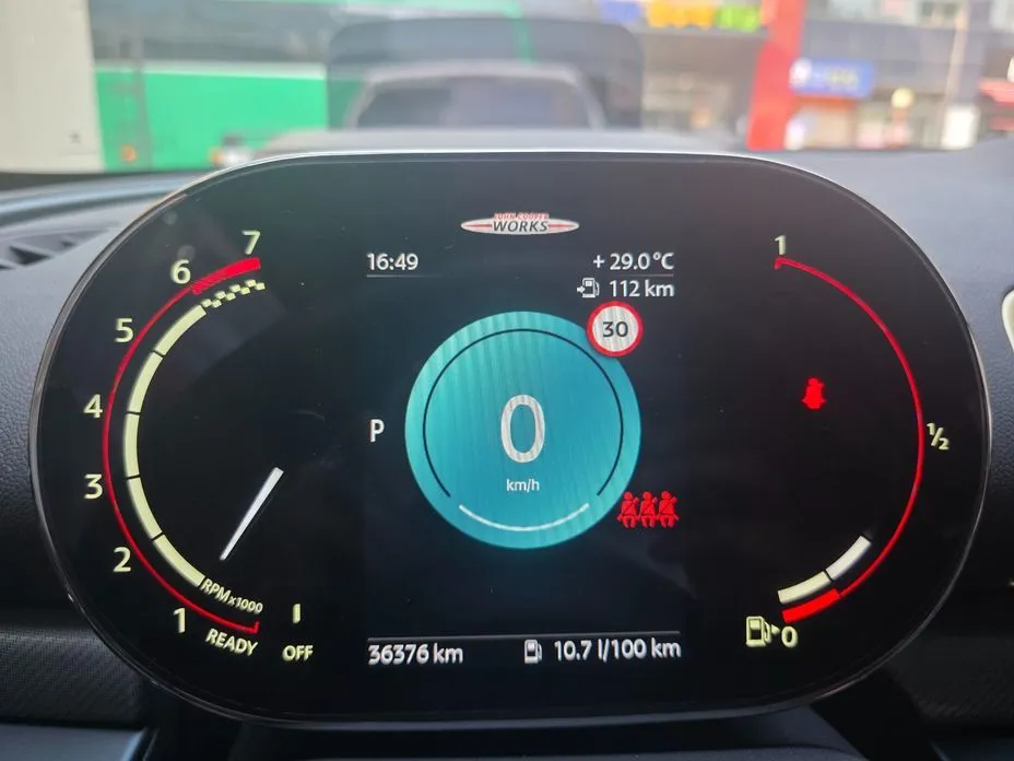 Mini Clubman 2024 из KR, фото 10