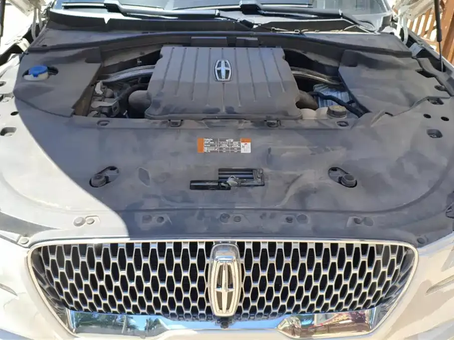 Lincoln Aviator — фото 10