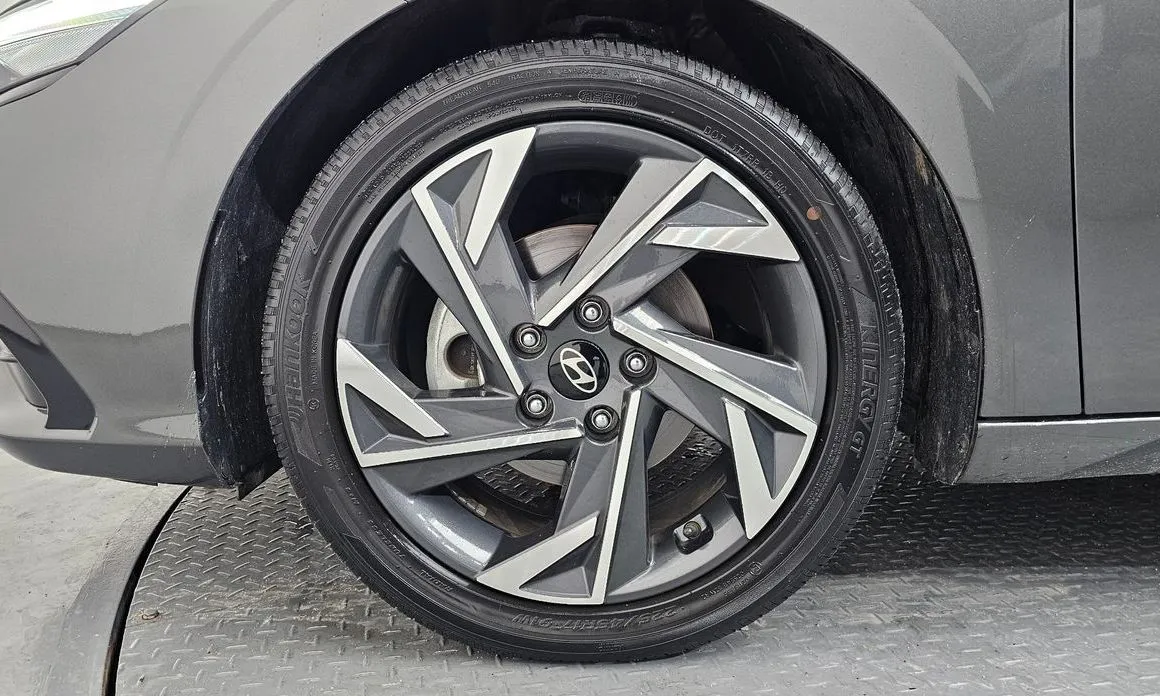 Hyundai AVANTE — фото 9