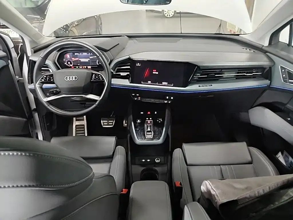 Audi Q5 e-tron — фото 8