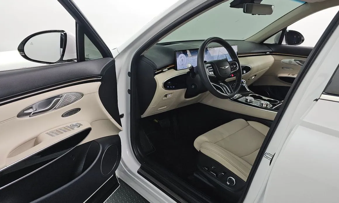 Genesis GV70 — фото 10