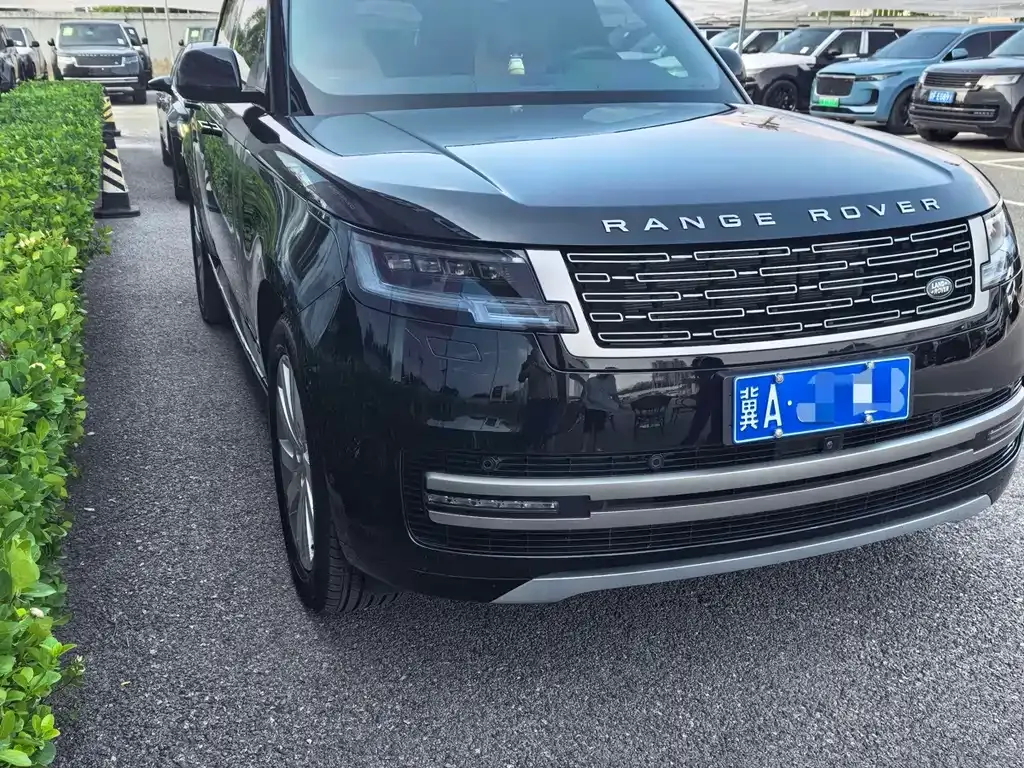 Land Rover Range Rover — фото 1