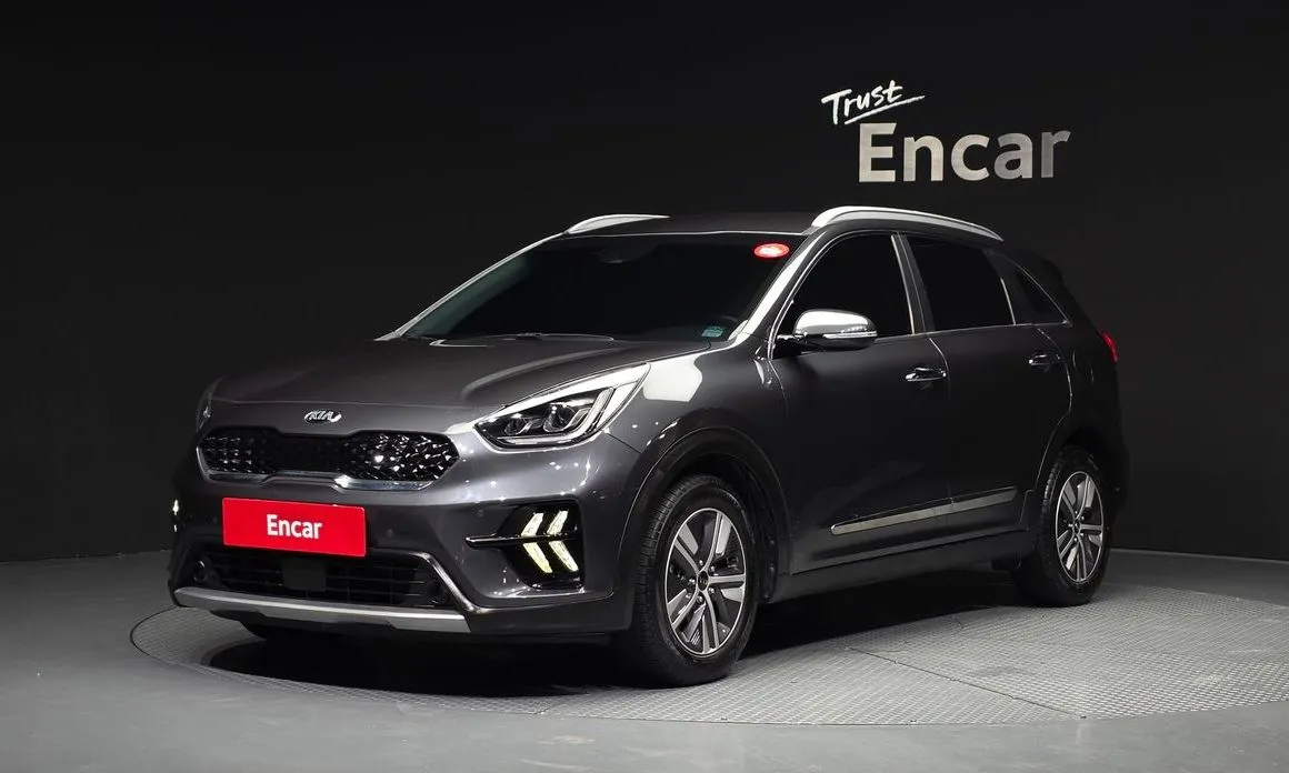 Kia Niro — фото 1