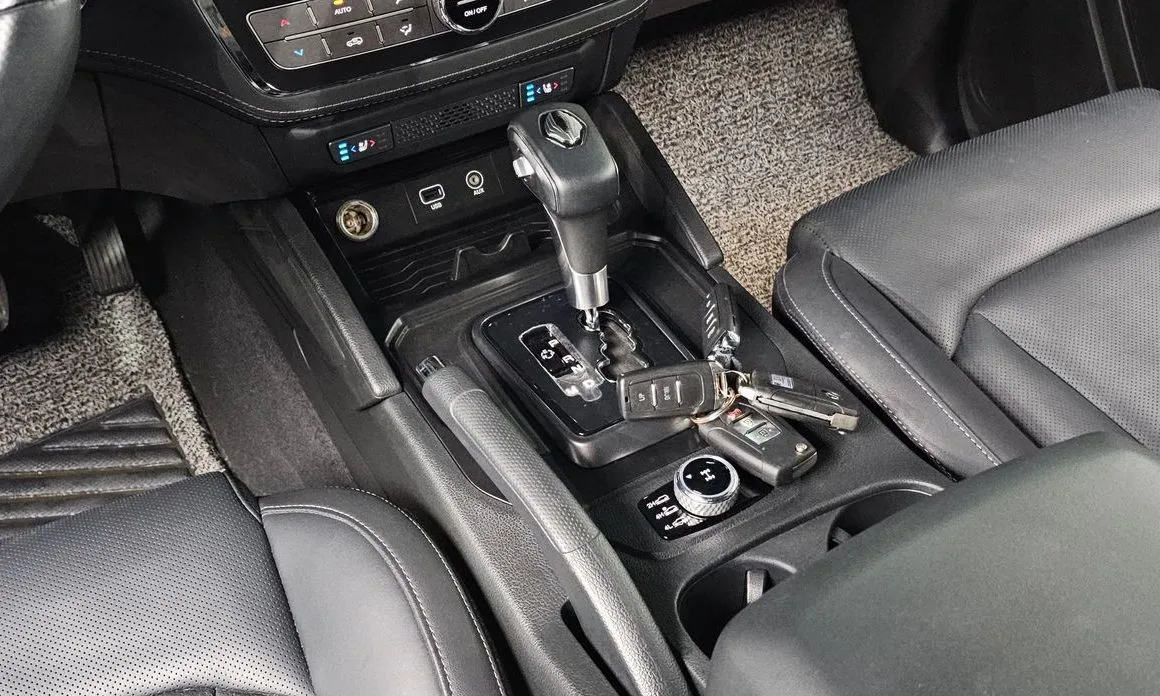 KG Mobility (Ssangyong) Rexton — фото 6