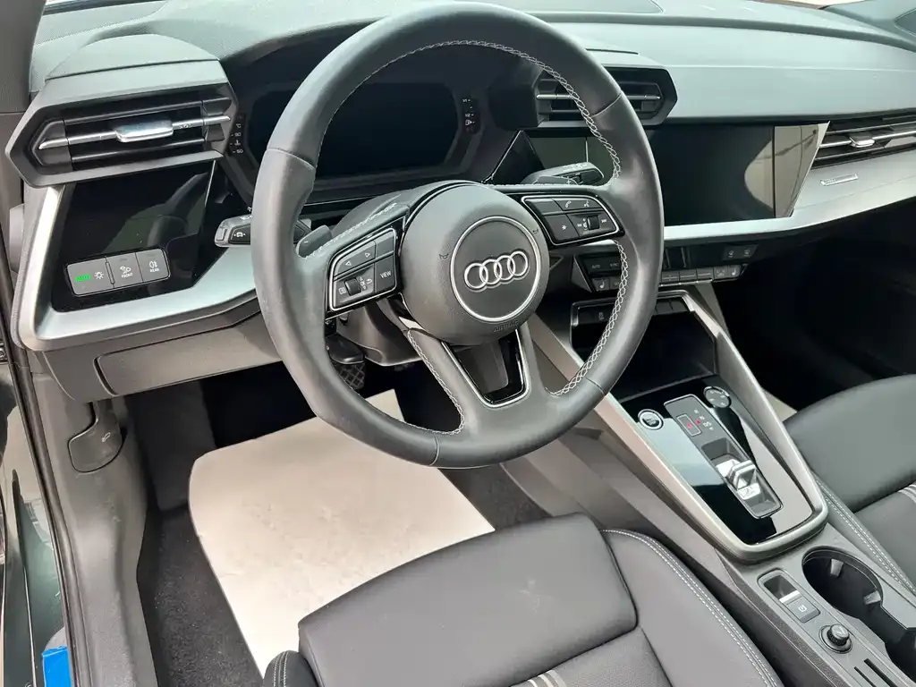 Audi A3 — фото 10