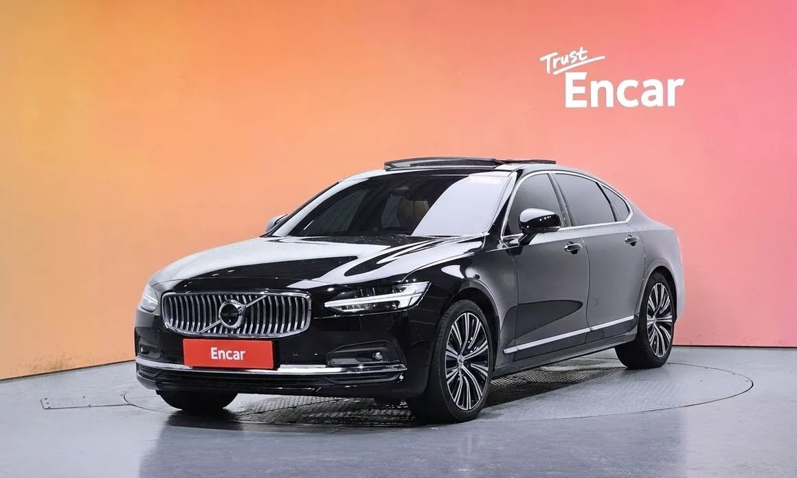Volvo S90 — фото 1