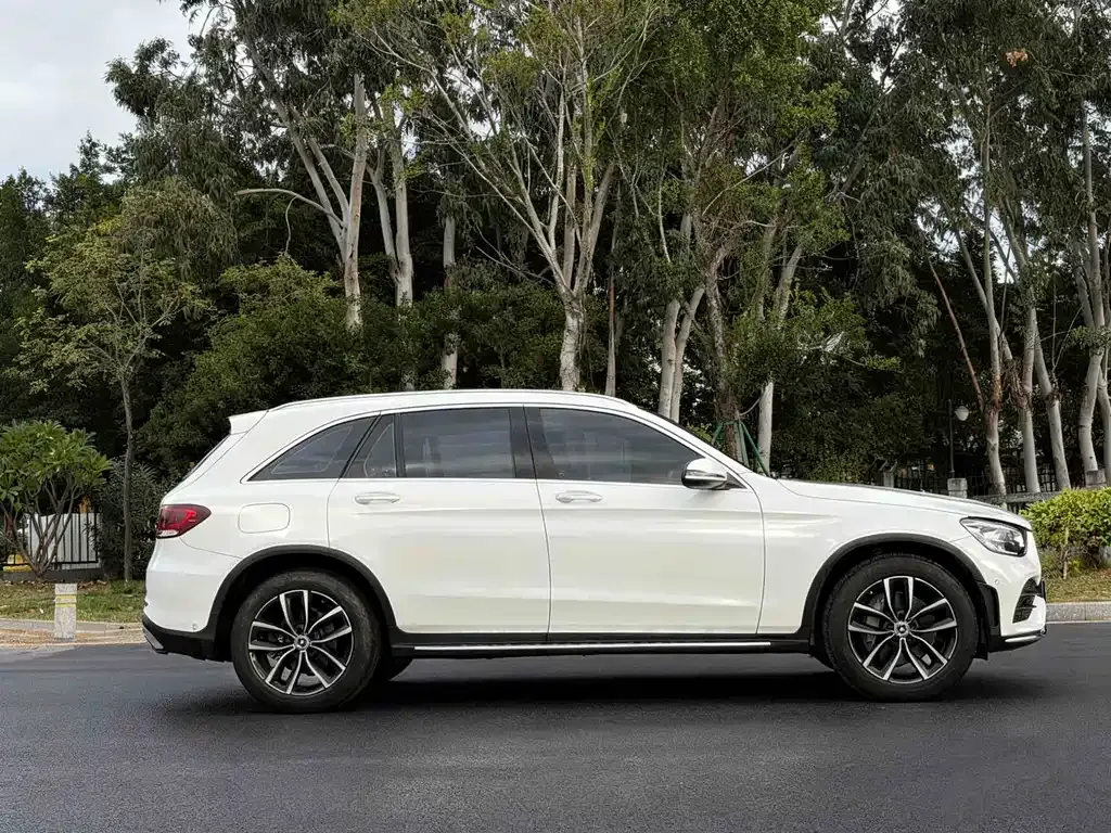 Mercedes-Benz GLC — фото 6