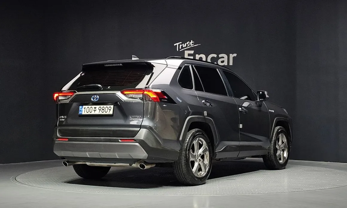 Toyota RAV4 2021 из KR, фото 3