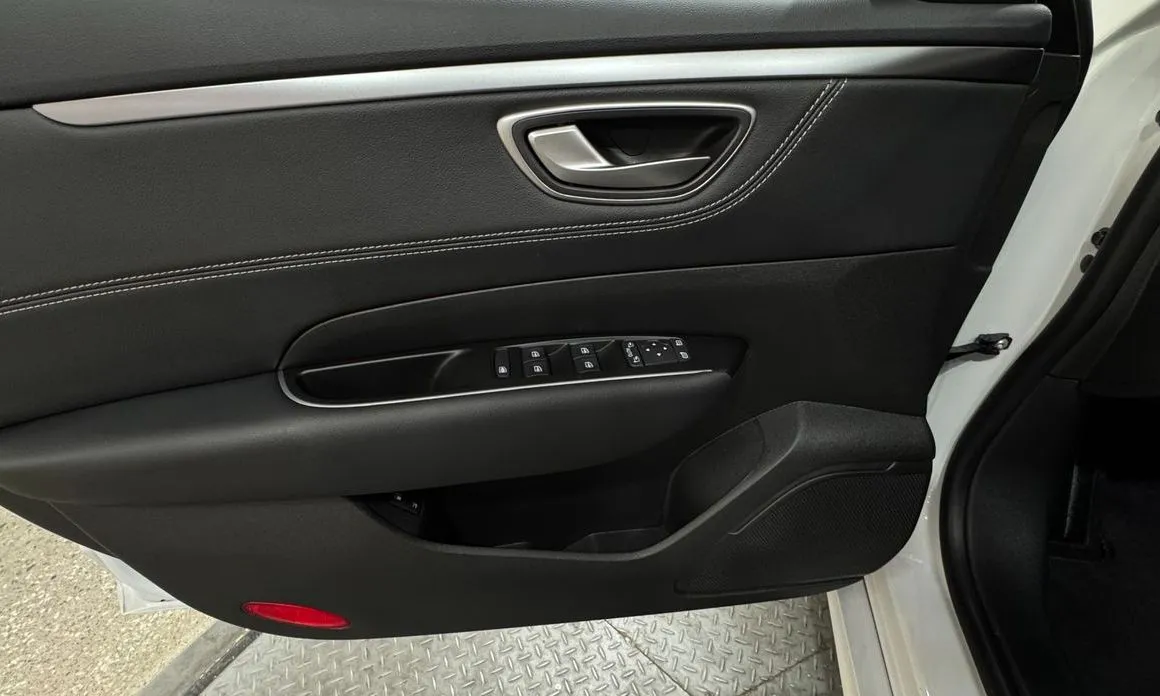 Renault Korea (Samsung) SM6 2025 из KR, фото 5