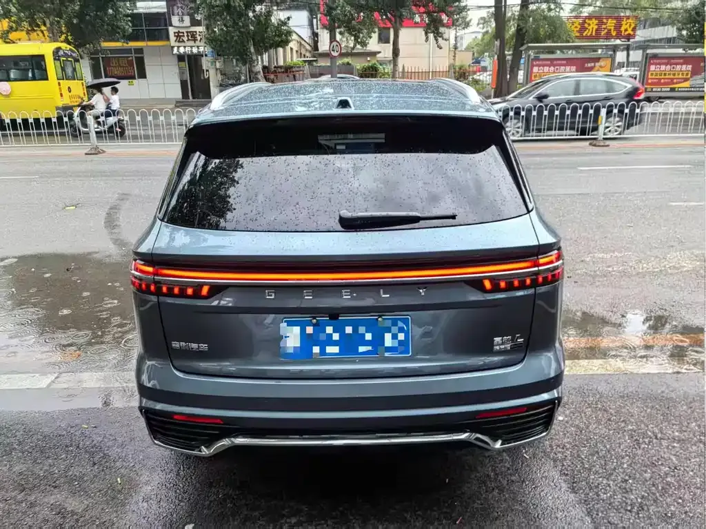 Geely Xingyue L — фото 7