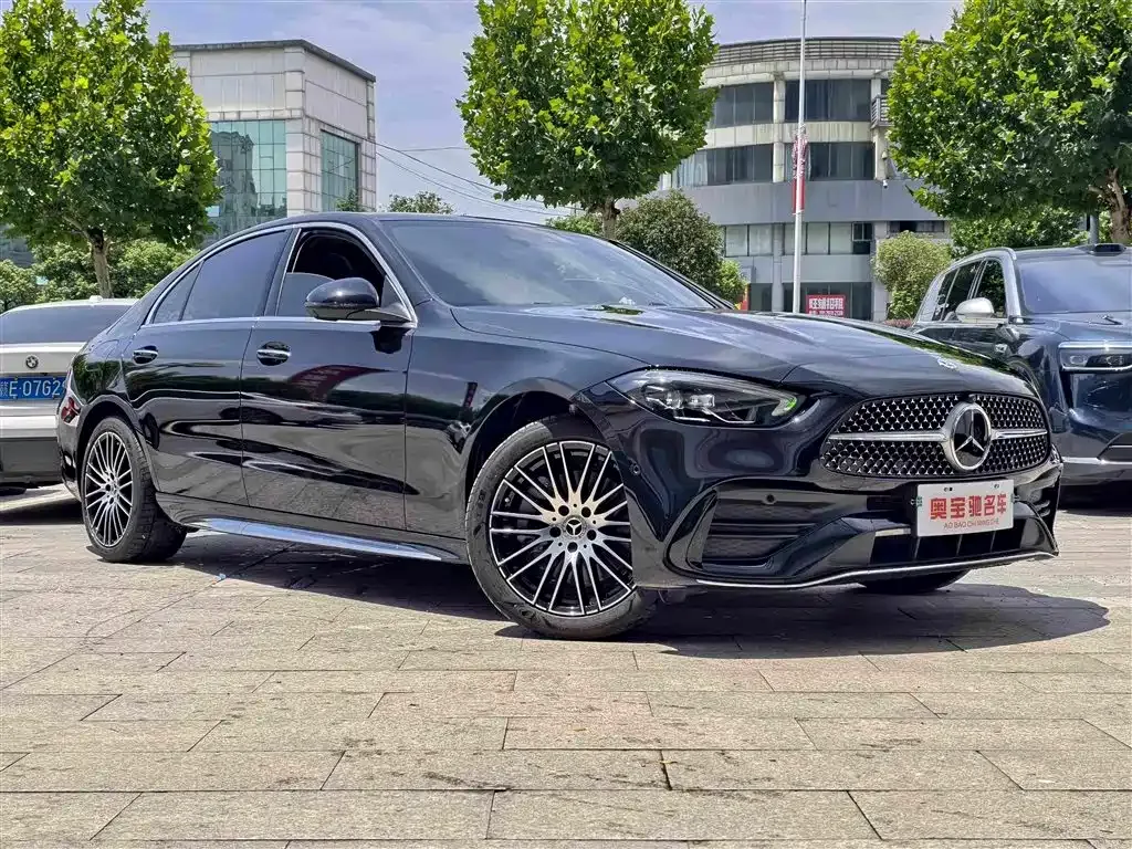 Mercedes-Benz C-Class — фото 10