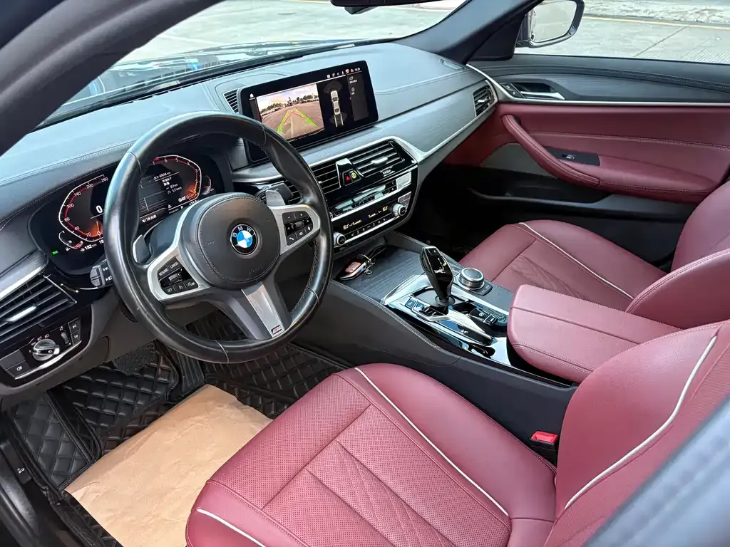 BMW 5 Series — фото 5