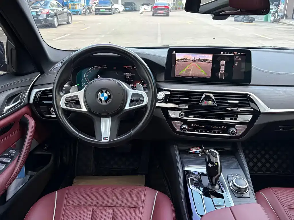 BMW 5 Series — фото 4