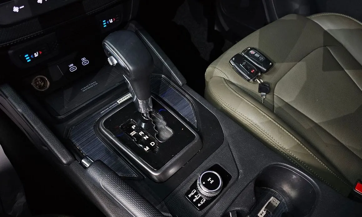KG Mobility (Ssangyong) Rexton — фото 7