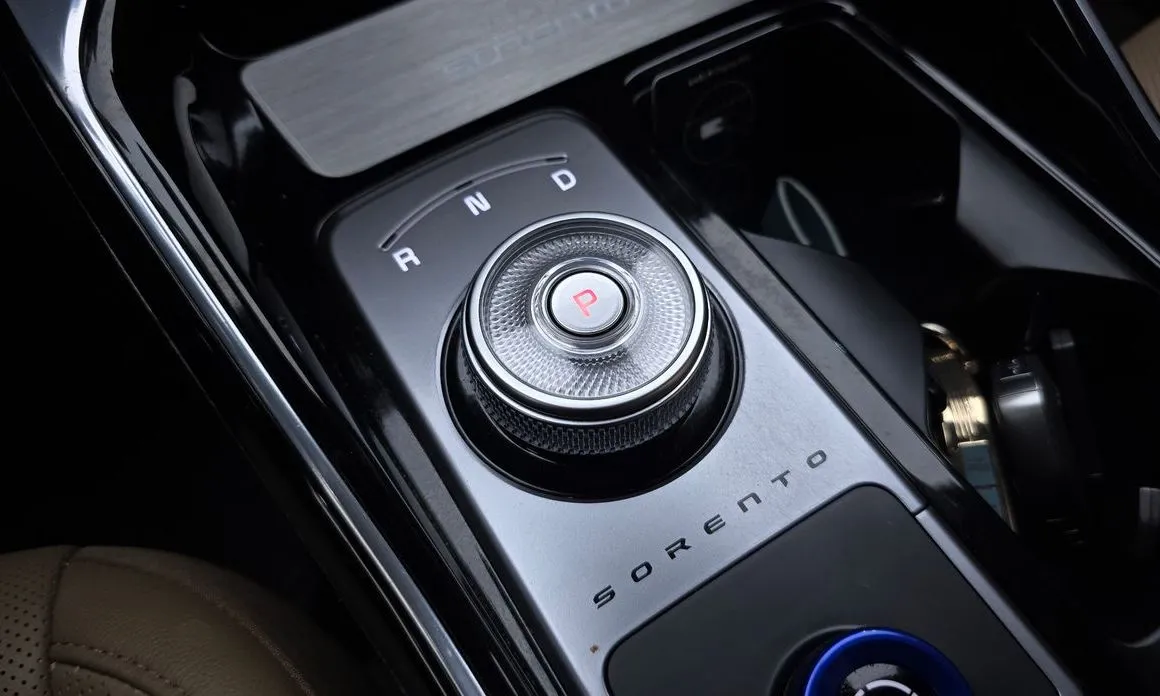Kia Sorento — фото 3