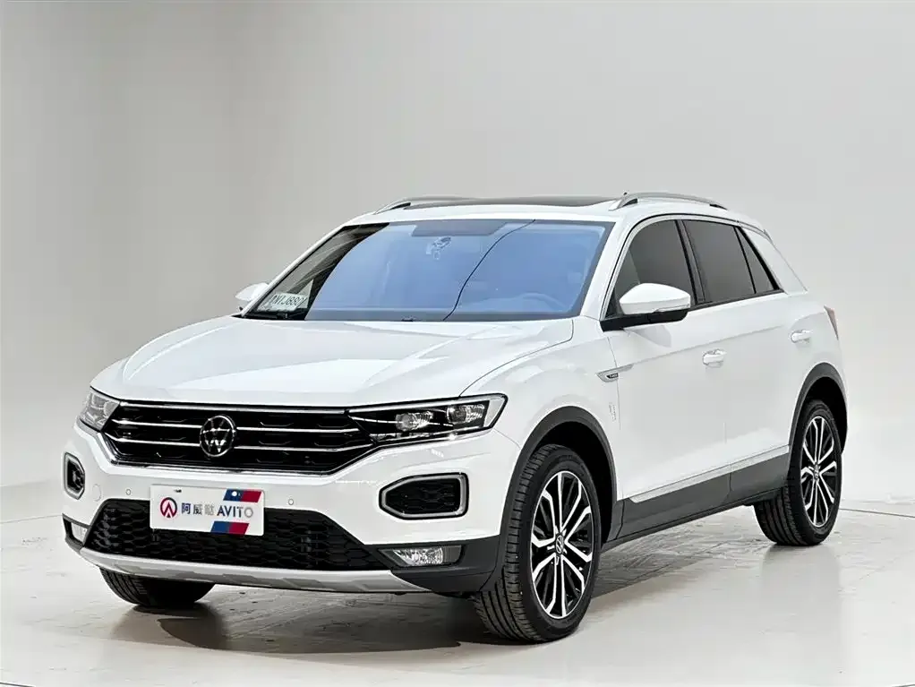 Volkswagen T-Roc — фото 1