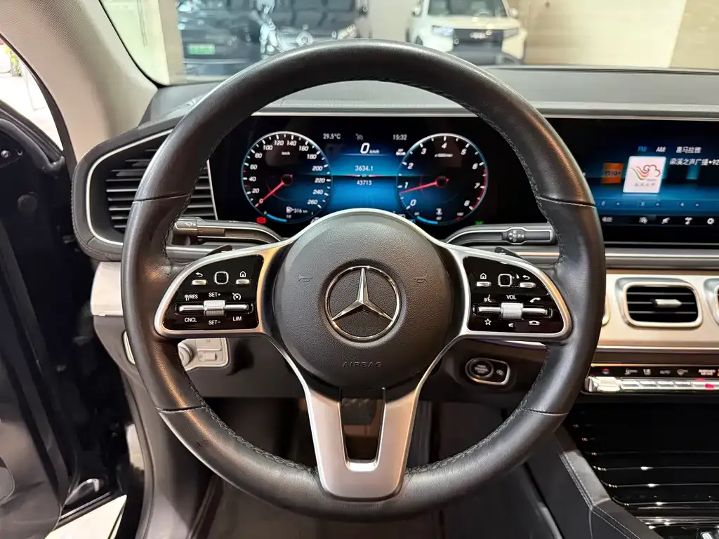Mercedes-Benz GLE Coupe — фото 9