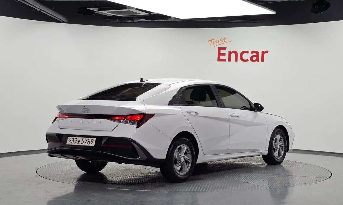 Hyundai AVANTE — фото 4