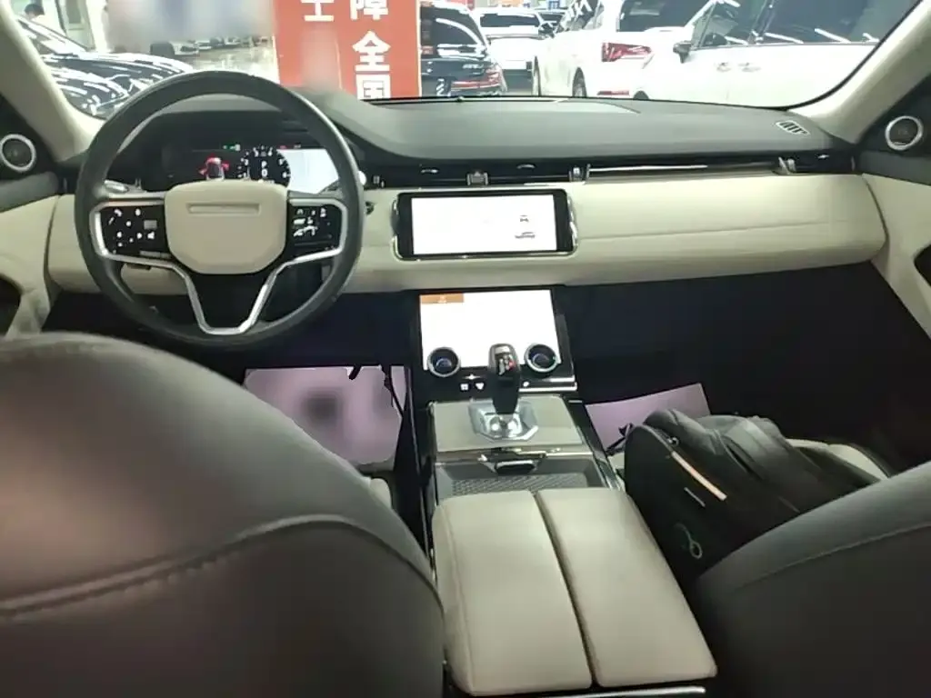 Land Rover Evoque — фото 6