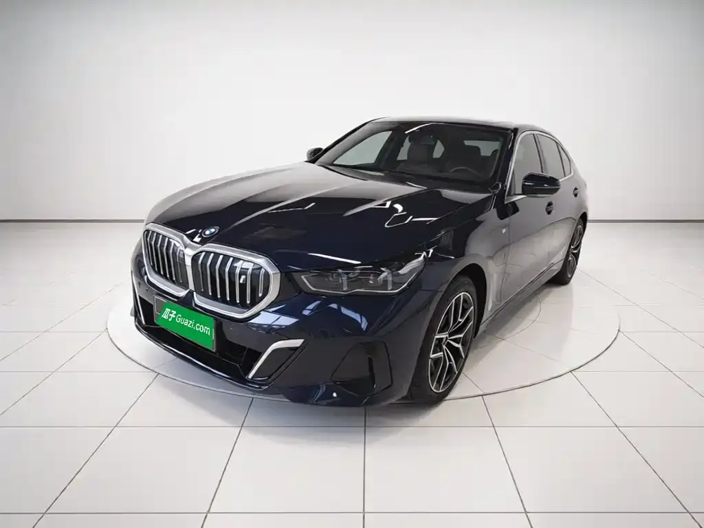 BMW i5 — фото 1